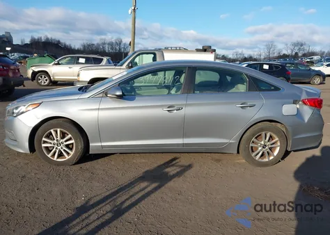 2015 Hyundai Sonata Se z USA, uszkodzony, nr VIN 5NPE24AF5FH087464